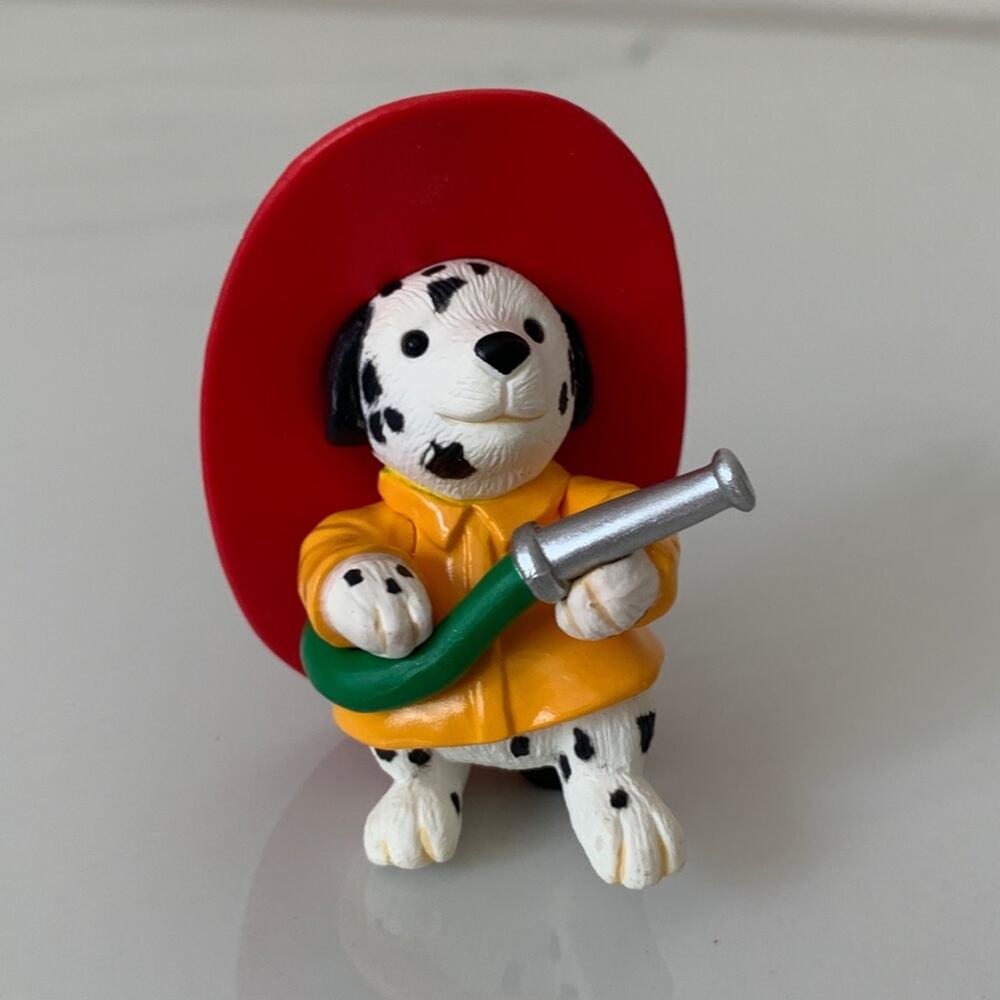 1993 Hallmark Dalmatian Firefighter Ornament - Picture 1 of 9